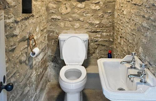 Pond Cottage - Photo 8