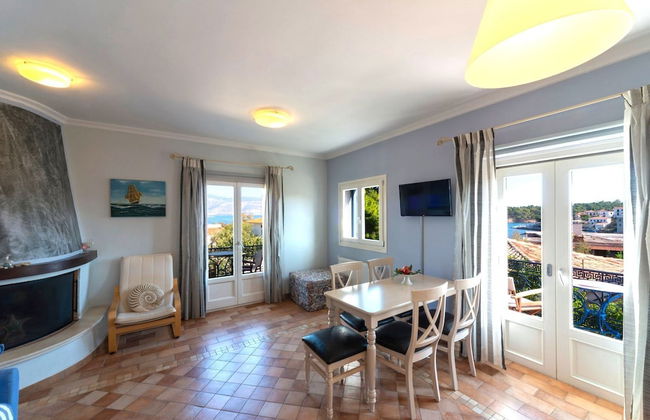 Nautilus Luxury Suites - Photo 23