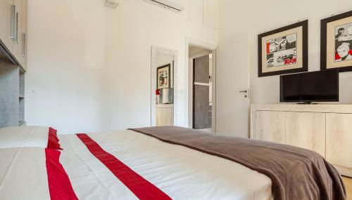 Lele Home Bilocale nel centro città 900m dalla stazione - Foto 4