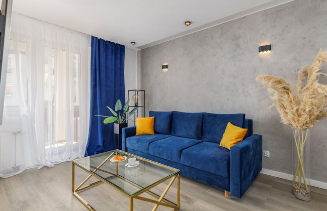 Rozana Zieleniewo Apartment by Renters - Photo 1