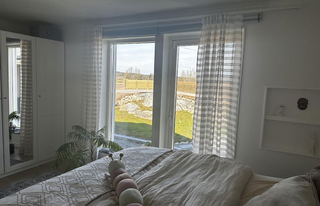 Captivating 3-bed Villa in Halanda With Lake View - Foto 3