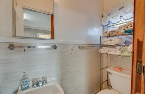 Cozy Pennsylvania Home with Fire Pit and Dock Access! - Foto 13