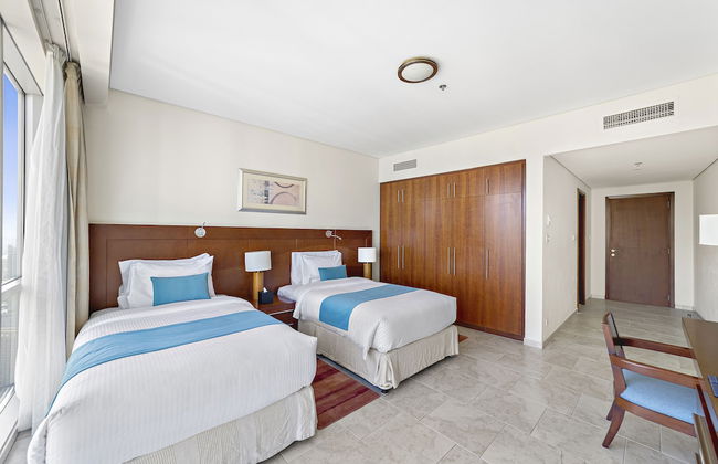 Blue Beach Tower - Photo 14