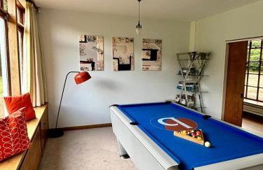 Spacious and stylish with games room, huge garden, peaceful surroundings - Foto 10