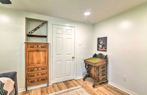 Upscale Dickinson Getaway with Yard on 1 Acre! - Foto 22