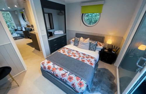 Lady Florence, Spring Unique River Boat with Castle Views - Foto 2