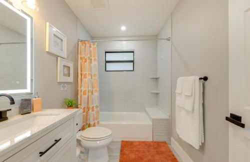 3 Mi to Hard Rock Stadium Retreat with Private Yard - Photo 14