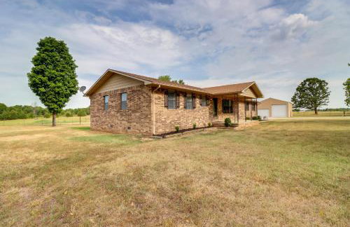 Charming Mountain Home Getaway with Gas Grill! - Foto 27