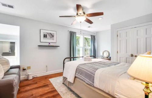 Oasis by the Bay - Waterfront Heated Pool Hot Tub - Foto 33