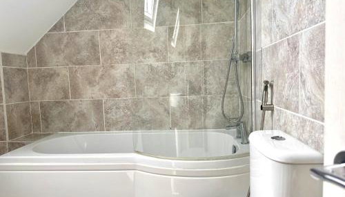 Funky 3-Bed House by Papermill, Deeside - Wirral - Foto 5