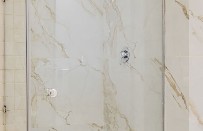 Simplistic Elegance at Altmore 203 - Photo 15