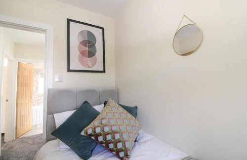 Cosy Modern 3 Bedroom House in Bradford City - Foto 13