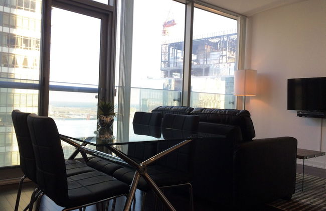 TO Stays - York and Lakeshore - Foto 35