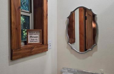 Secluded Off-Grid Retreat> Cabins+Hiking+Waterfall - Foto 15