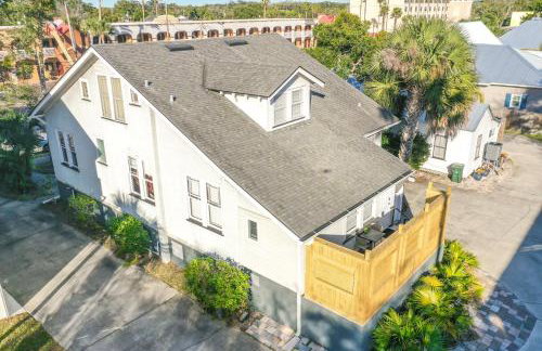 Old Mission Guest Suite - Charming Apartment, 15 Min Walk to Downtown! - Foto 16