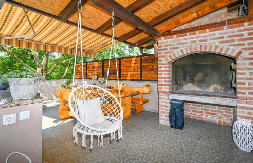 2 Bedroom Cozy Home In Kobasicari - Foto 8