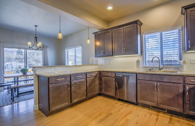 4BD Space & Flexibilitygreat Westside Location - Photo 18