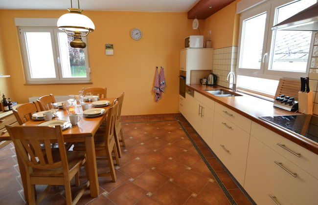 Lovely Holiday Home in Stipshausen With Terrace - Foto 10