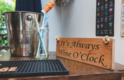 Stunning Country House - Cinema, Games Room & Hot Tub - Foto 40