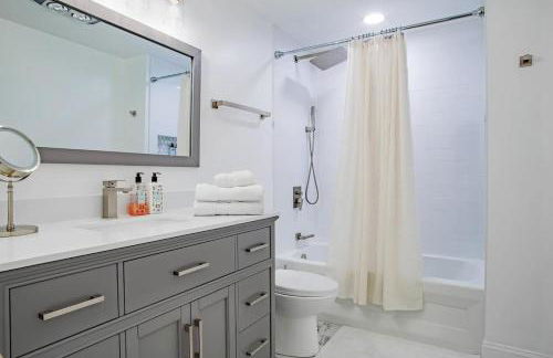 Fancy 1-BR in Central Location Parking available - Foto 19