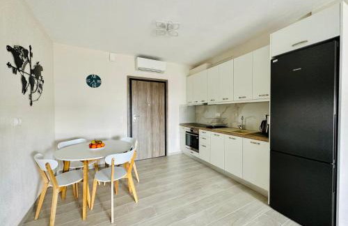 Lora Family Apartment - Photo 8