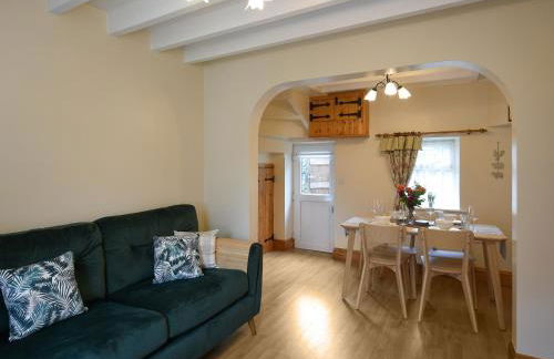 Llys Dedwydd - Foto 2