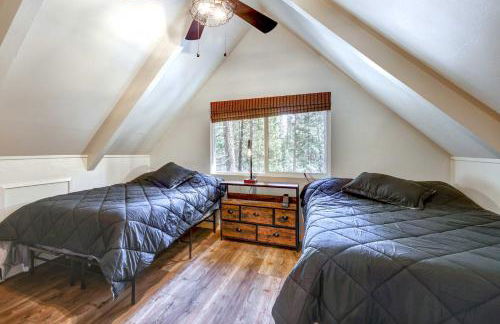 Hike, Fish and Explore California Cabin with Deck! - Foto 16