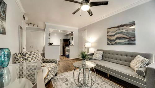 1BD Condo South Irving I28 - Foto 5