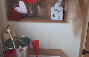 Min yr Afon - Cabin - Sleeps 2 - Hot Tub - Parking - Foto 3