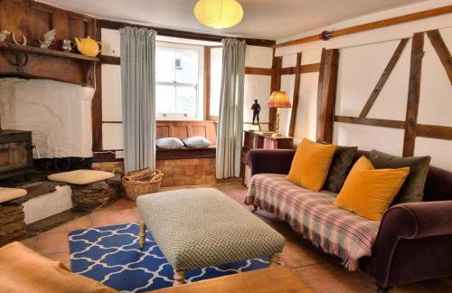 3 Bed in Kingsbridge oc-75138 - Photo 1