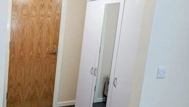 A superb 2 bed, 2 bathroom apartment in Manchester City centre FREE PARKING - Foto 5, wardrobe