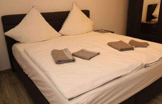 Apartment in Essen for two With Private Terrace - Photo 3