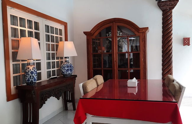 Yogyakarta Tropicana Villa - Foto 14