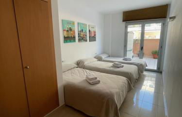 Badalona Beach Apartment - Photo 7