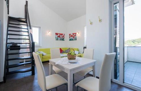 Cozy Apartment In Porozina With Wifi - Foto 17