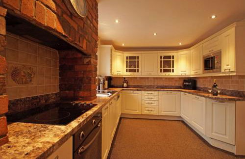 Ysgubor Illtyd - Foto 18