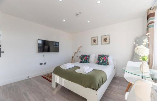 Cosy modern studio - fast links to central London - Pass the Keys - Photo 10