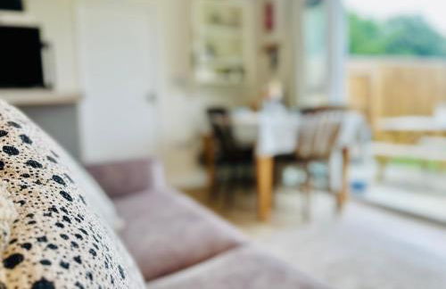 Romantic Cabin Retreat on 50-Acre Suffolk Farm - Foto 28