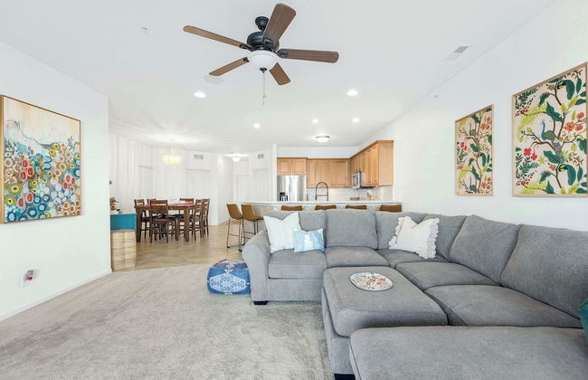 Panoramic Sunset Escape Waterfront Condo for 7! - Photo 15