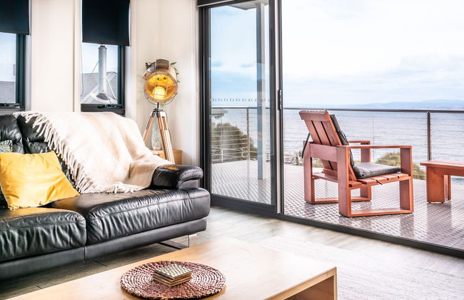 Whale Watcher 1 - Photo 10