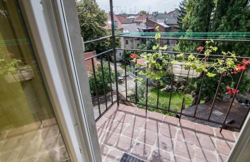 Superior Central Stay - Photo 12