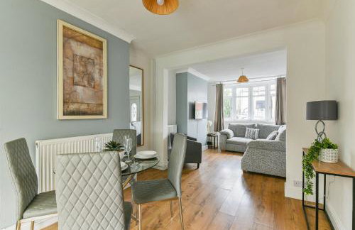 Fabulous 3 Bedroom House Near Black Country Museum Contractors & families - Foto 1