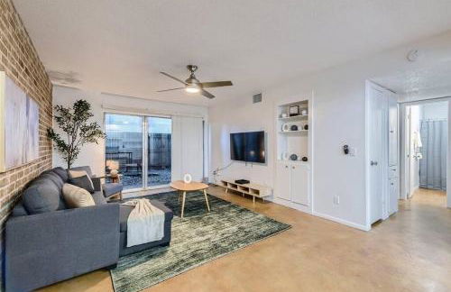 2B Getaway - Sleeps 6 - Pool, Pkg - Walk Dtwn - Foto 6