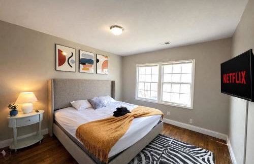 Downtown Birmingham Business 1BR Retreat with Wi-Fi and Free Parking Near UAB - Photo 2