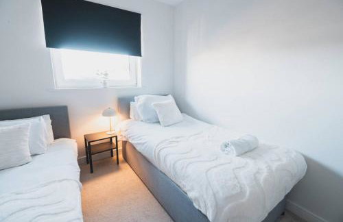 Top-Floor 2-Bed Near Braehead - Foto 14