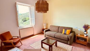 Renovated Tuscan Home overlooking Vineyards - Photo 5