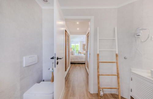 5 star Luxury SevenPines apartment with large balcony and 3 communal pool - Foto 17