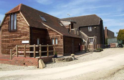 Millbrook House Apartments 8 - Photo 14