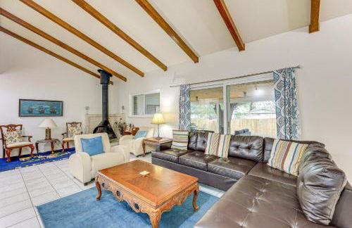 Charming San Antonio Abode about 10 Mi to River Walk! - Foto 1