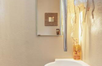 Great Lake View Artist's Apartment - Foto 44